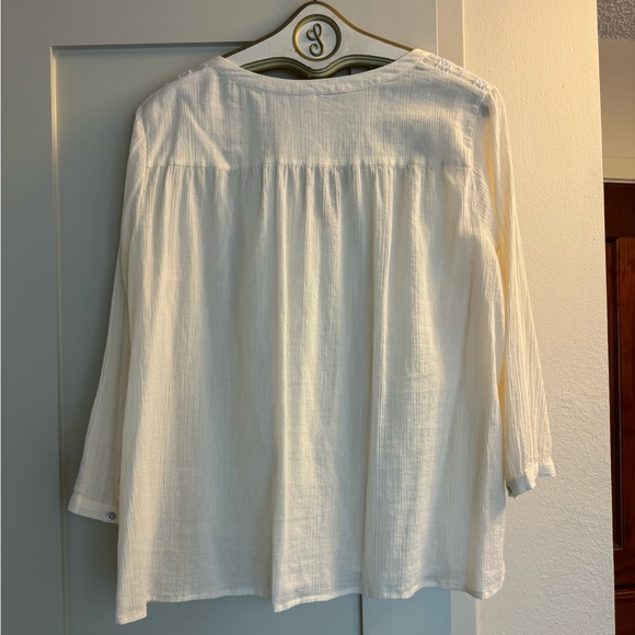 Merona Ecru top size large. - Picture 2 of 6